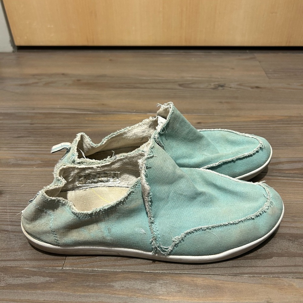vionic beach flats